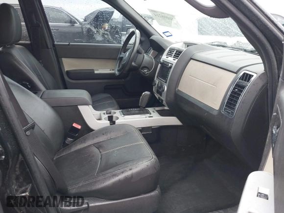 2011 Mercury Mariner Premier с VIN 4M2CN8HG9BKJ03188, выставлен на аукционе IAAI как лот 41008214 с пробегом 182 870 миль миль и . История ставок и продаж доступна на DreamBid. Изображение 5.