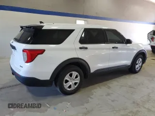 2020 Ford Police Interceptor Utility z VIN 1FM5K8AB1LGC70327, wystawiony jako Copart lot #50957985 z przebiegiem 62 414 mil mil oraz Szkoda całkowita • Salvage title. Historia ofert i sprzedaży dostępna na DreamBid. Obrazek 3.