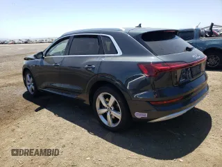 2019 Audi e-tron Prestige with VIN WA1VABGE0KB017804, listed as a Copart auction lot 57939033 with 28,153 mi miles. Bid and sale history available at carsss.com. Image 2.