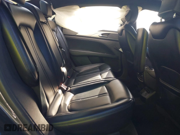 2017 Lincoln MKZ Hybrid Premiere with VIN 3LN6L5KU6HR603105, listed as a IAAI auction lot 41773788 with 135,775 mi miles. Bid and sale history available at carsss.com. Image 8.