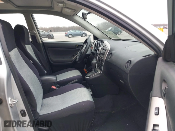 2007 Pontiac Vibe with VIN 5Y2SL65807Z437245, listed as a IAAI auction lot 41834367 with 277,752 mi miles and . Bid and sale history available at carsss.com. Image 5.