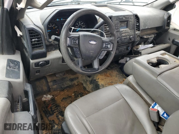2016 Ford F-150 XL z VIN 1FTMF1C84GKF48671, wystawiony jako Copart lot #53891035 z przebiegiem 281 814 mil mil oraz Szkoda całkowita • Salvage title. Historia ofert i sprzedaży dostępna na DreamBid. Obrazek 8.