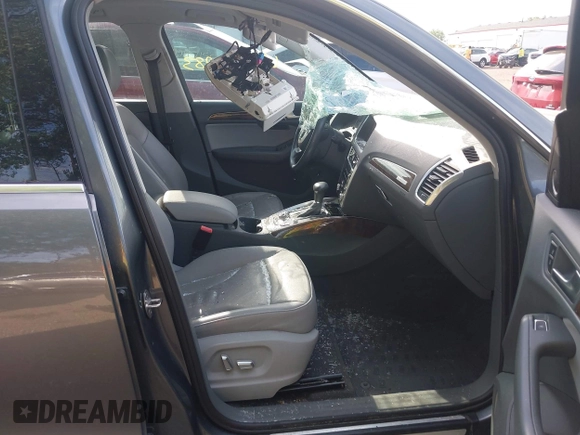2015 Audi Q5 Premium Plus with VIN WA1LFAFP1FA024570, listed as a IAAI auction lot 42292983 with 182,114 mi miles and . Bid and sale history available at DreamBid. Image 5.