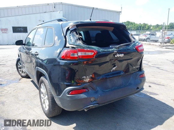 2015 Jeep Cherokee Sport с VIN 1C4PJMAB9FW675323, выставлен на аукционе IAAI как лот 42460681 с пробегом 197 119 миль миль и . История ставок и продаж доступна на DreamBid. Изображение 6.