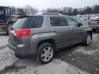 2010 GMC Terrain SLT-2 z VIN 2CTFLJEY6A6414385, wystawiony jako Copart lot #88604725 z przebiegiem 108 021 mil mil oraz Czysty tytuł • Clean title. Historia ofert i sprzedaży dostępna na DreamBid. Obrazek 3.