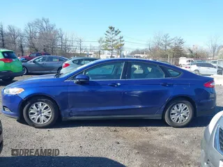 2013 Ford Fusion S with VIN 3FA6P0G79DR294759, listed as a IAAI auction lot 41989625 with 182,455 mi miles. Bid and sale history available at carsss.com. Image 14.