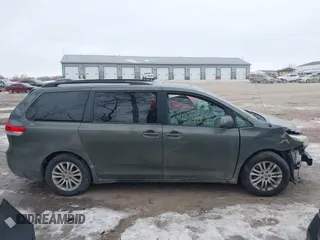 2012 Toyota Sienna XLE AAS with VIN 5TDYK3DCXCS206978, listed as a IAAI auction lot 41374061 with 307,827 mi miles and . Bid and sale history available at DreamBid. Image 14.