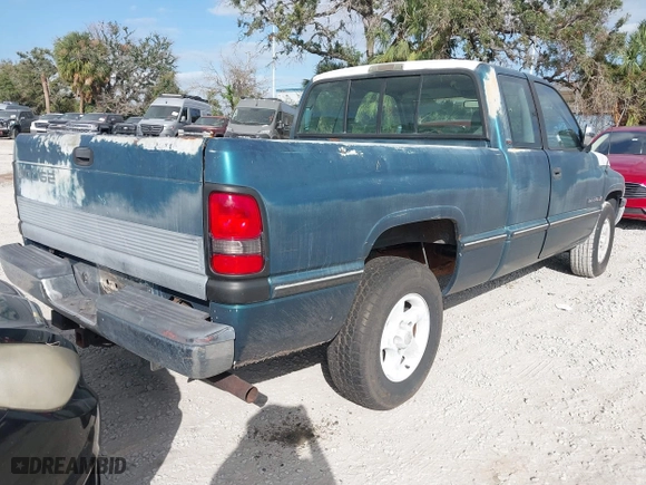 1996 Dodge Ram 1500 with VIN 3B7HC13Z3TG143986, listed as a IAAI auction lot 40826804 with 31,859 mi miles. Bid and sale history available at carsss.com. Image 4.