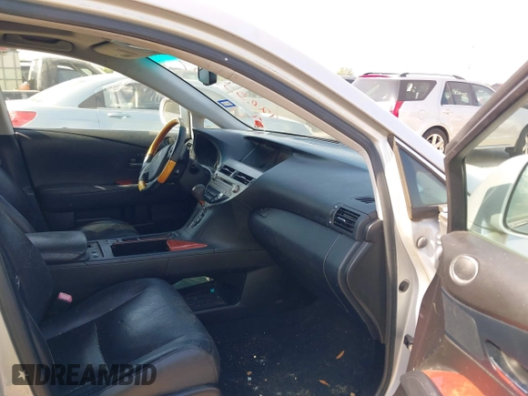 2010 Lexus RX 350 with VIN 2T2ZK1BA5AC031180, listed as a IAAI auction lot 42035307 with 186,005 mi miles. Bid and sale history available at carsss.com. Image 5.