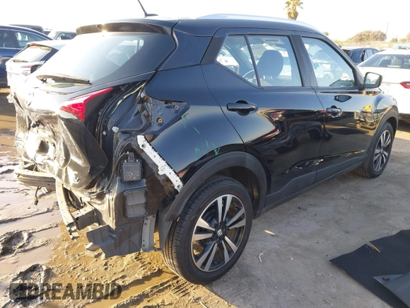 2020 Nissan Kicks SV with VIN 3N1CP5CV5LL488501, listed as a IAAI auction lot 41543069 with 68,588 mi miles and . Bid and sale history available at DreamBid. Image 4.