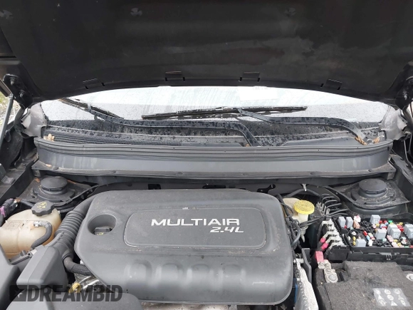 2017 Jeep Cherokee Limited with VIN 1C4PJMDB9HW519538, listed as a IAAI auction lot 40453846 with 113,785 mi miles. Bid and sale history available at carsss.com. Image 10.