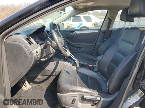 2013 Volkswagen Jetta Sedan SE with VIN 3VWDP7AJ5DM418437, listed as a Copart auction lot 49165005 with 132,458 mi miles and Salvage Title. Bid and sale history available at carsss.com. Image 7.
