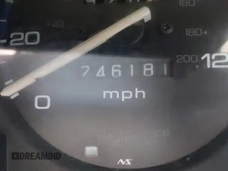 1997 Honda Civic LX z VIN 2HGEJ6671VH574878, wystawiony jako IAAI lot #42332735 z przebiegiem 246 181 mil mil oraz . Historia ofert i sprzedaży dostępna na DreamBid. Obrazek 15.