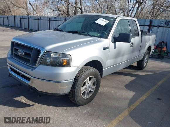 2006 Ford F-150 XLT with VIN 1FTPX14506FA09924, listed as a IAAI auction lot 41902617 with 179,444 mi miles. Bid and sale history available at carsss.com. Image 2.