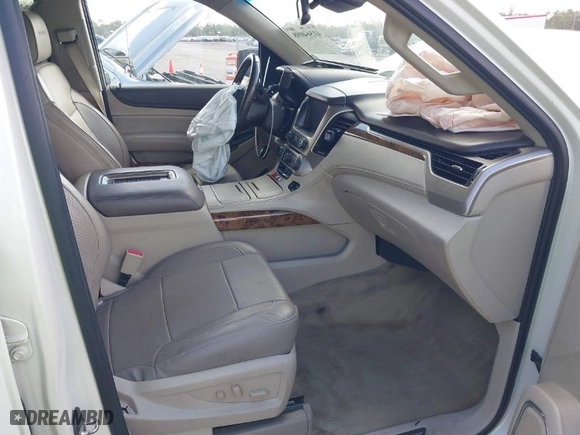 2015 GMC Yukon XL Denali with VIN 1GKS1JKJ0FR504266, listed as a IAAI auction lot 41564098 with 148,203 mi miles. Bid and sale history available at carsss.com. Image 5.