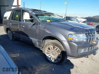 2012 Lincoln Navigator with VIN 5LMJJ2J50CEL05330, listed as a IAAI auction lot 41243003 with 1 mi miles. Bid and sale history available at carsss.com. Image 1.