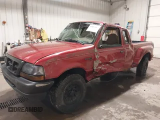1999 Ford Ranger XL with VIN 1FTZR15V0XPA77315, listed as a IAAI auction lot 40813817 with 189,315 mi miles. Bid and sale history available at carsss.com. Image 6.