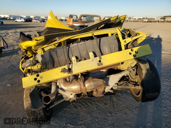 2003 Toyota MR2 z VIN JTDFR320X30066154, wystawiony jako Copart lot #88558225 z przebiegiem Nie podano mil oraz Szkoda całkowita • Salvage title. Historia ofert i sprzedaży dostępna na DreamBid. Obrazek 6.