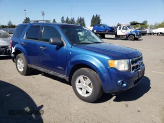 2008 Ford Escape Hybrid with VIN 1FMCU59H78KE46326, listed as a Copart auction lot 53535205 with 215,094 mi miles and Salvage title. Bid and sale history available at DreamBid. Image 4.