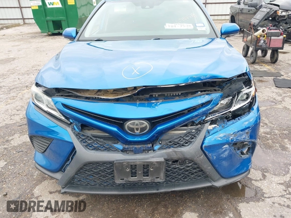 2019 Toyota Camry LE z VIN 4T1B11HK6KU217769, wystawiony jako IAAI lot #41900518 z przebiegiem 104 604 mil mil oraz . Historia ofert i sprzedaży dostępna na DreamBid. Obrazek 12.