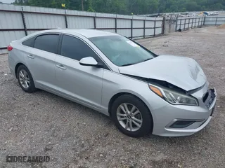 2017 Hyundai Sonata SE with VIN 5NPE24AF4HH564632, listed as a IAAI auction lot 39352105 with 120,444 mi miles. Bid and sale history available at carsss.com. Image 1.