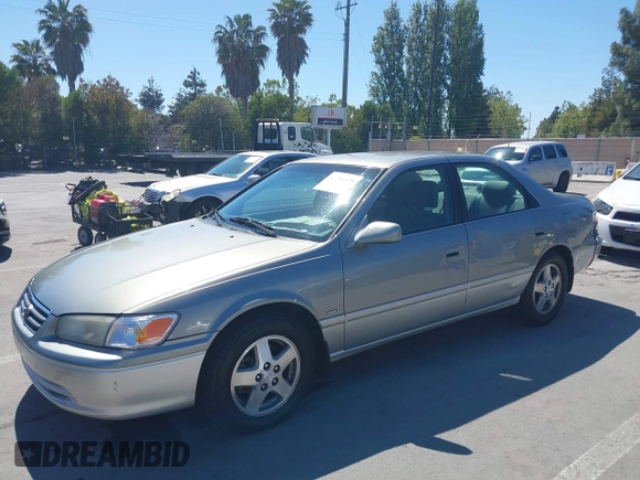 2001 Toyota Camry CE with VIN JT2BG22K810539653, listed as a IAAI auction lot 42236078 with 241,250 mi miles and . Bid and sale history available at DreamBid. Image 6.