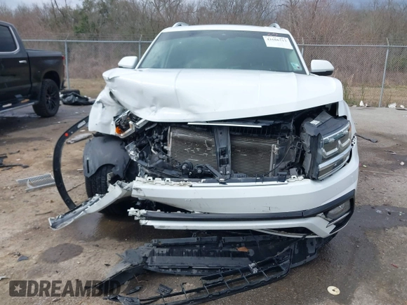 2019 Volkswagen Atlas SEL R-Line with VIN 1V2RR2CA6KC594588, listed as a IAAI auction lot 41686713 with 125,180 mi miles and . Bid and sale history available at DreamBid. Image 6.