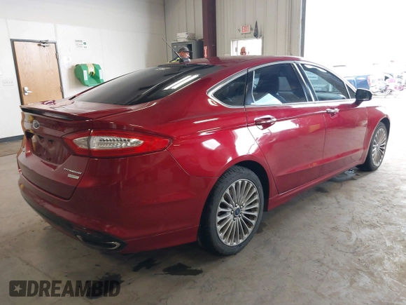 2016 Ford Fusion Titanium z VIN 3FA6P0K95GR119017, wystawiony jako IAAI lot #42148460 z przebiegiem 84 770 mil mil oraz . Historia ofert i sprzedaży dostępna na DreamBid. Obrazek 4.