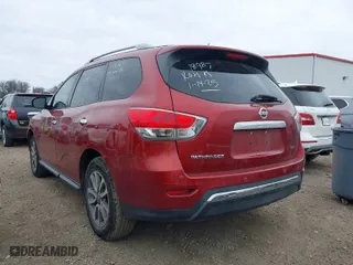 2014 Nissan Pathfinder SV with VIN 5N1AR2MNXEC618987, listed as a IAAI auction lot 41593401 with 152,764 mi miles. Bid and sale history available at carsss.com. Image 3.