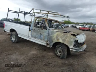 1996 Ford F-150 with VIN 1FTEF14H9TNA12410, listed as a IAAI auction lot 40016268 with 1 mi miles. Bid and sale history available at carsss.com. Image 1.