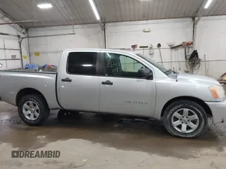 2009 Nissan Titan SE with VIN 1N6BA07D29N304233, listed as a IAAI auction lot 42013084 with 191,407 mi miles. Bid and sale history available at carsss.com. Image 13.