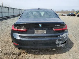 2022 BMW 3 Series 330i xDrive z VIN 3MW5R7J05N8C55952, wystawiony jako Copart lot #48732905 z przebiegiem 4 521 mil mil oraz Szkoda całkowita • Salvage title. Historia ofert i sprzedaży dostępna na DreamBid. Obrazek 6.