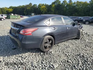 2013 Nissan Altima S with VIN 1N4AL3APXDC193633, listed as a Copart auction lot 70756334 with 133,145 mi miles and Salvage Title. Bid and sale history available at carsss.com. Image 3.