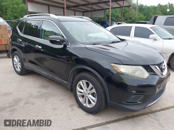 2015 Nissan Rogue SV with VIN 5N1AT2ML4FC795634, listed as a IAAI auction lot 42175728 with 173,233 mi miles and . Bid and sale history available at carsss.com. Image 1.