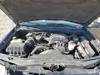 2005 Ford Explorer XLS z VIN 1FMZU62K95ZA29766, wystawiony jako Copart lot #48871785 z przebiegiem 67 278 mil mil oraz Szkoda całkowita • Salvage title. Historia ofert i sprzedaży dostępna na DreamBid. Obrazek 13.