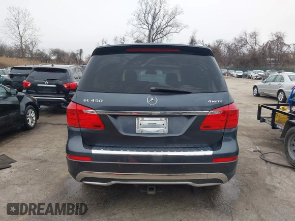 2015 Mercedes-Benz GL-Class GL 450 with VIN 4JGDF6EE7FA516507, listed as a IAAI auction lot 41543310 with 186,164 mi miles. Bid and sale history available at carsss.com. Image 16.