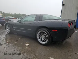 2002 Chevrolet Corvette with VIN 1G1YY22G525116472, listed as a Copart auction lot 70014054 with 221,284 mi miles and Salvage Title. Bid and sale history available at carsss.com. Image 2.
