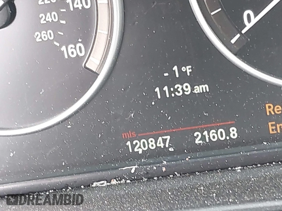2013 BMW 5 Series 528i xDrive z VIN WBAXH5C56DDW13425, wystawiony jako IAAI lot #41927530 z przebiegiem 120 847 mil mil oraz . Historia ofert i sprzedaży dostępna na DreamBid. Obrazek 14.