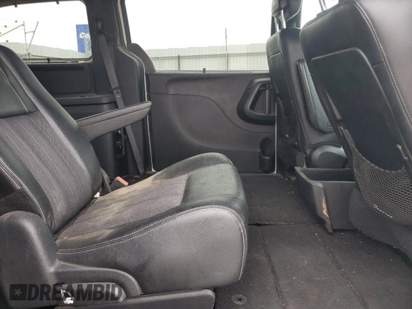 2015 Chrysler Town & Country S with VIN 2C4RC1HG0FR755170, listed as a Copart auction lot 82237754 with 214,466 mi miles and Salvage Title. Bid and sale history available at DreamBid. Image 11.