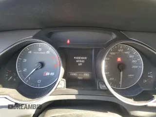 2009 Audi S5 z VIN WAURV78T29A038995, wystawiony jako Copart lot #53546695 z przebiegiem 120 903 mil mil oraz Szkoda całkowita • Salvage title. Historia ofert i sprzedaży dostępna na DreamBid. Obrazek 9.