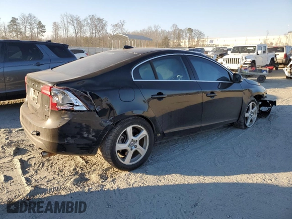 2013 Volvo S60 T5 with VIN YV1612FH3D2176304, listed as a Copart auction lot 46753425 with 117,978 mi miles and Salvage Title. Bid and sale history available at carsss.com. Image 3.