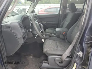 2008 Jeep Commander Sport with VIN 1J8HH48K18C229797, listed as a Copart auction lot 68807034 with 163,589 mi miles and Salvage title. Bid and sale history available at DreamBid. Image 7.