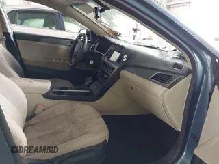 2016 Hyundai Sonata SE z VIN 5NPE24AF9GH355465, wystawiony jako IAAI lot #42247539 z przebiegiem Nie podano mil oraz . Historia ofert i sprzedaży dostępna na DreamBid. Obrazek 5.