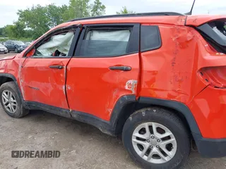 2017 Jeep Compass Sport z VIN 3C4NJDABXHT624087, wystawiony jako IAAI lot #42592951 z przebiegiem Nie podano mil oraz . Historia ofert i sprzedaży dostępna na DreamBid. Obrazek 15.
