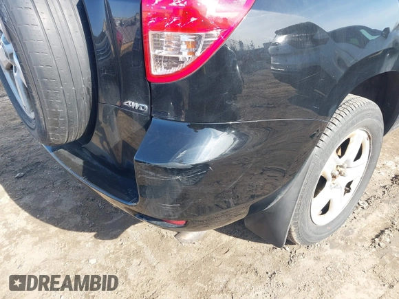 2008 Toyota RAV4 with VIN JTMBD35V285158647, listed as a IAAI auction lot 41767020 with 186,771 mi miles. Bid and sale history available at carsss.com. Image 6.