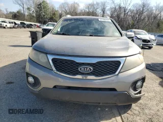 2011 Kia Sorento LX with VIN 5XYKT3A1XBG097651, listed as a Copart auction lot 47799775 with 136,918 mi miles and Salvage Title. Bid and sale history available at carsss.com. Image 5.