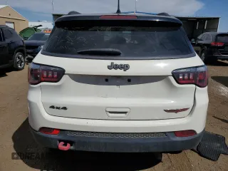 2020 Jeep Compass Trailhawk with VIN 3C4NJDDB4LT159505, listed as a Copart auction lot 53172135 with 80,722 mi miles and Salvage title. Bid and sale history available at DreamBid. Image 6.