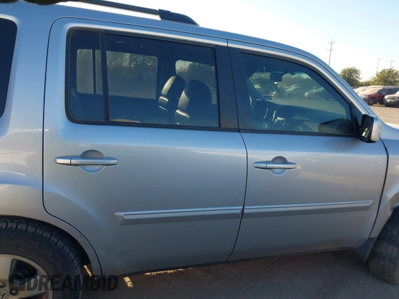 2011 Honda Pilot EX-L with VIN 5FNYF3H68BB020464, listed as a IAAI auction lot 41259261 with 223,069 mi miles and . Bid and sale history available at DreamBid. Image 13.
