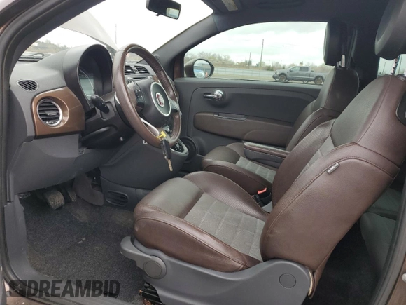 2012 FIAT 500 Sport z VIN 3C3CFFBRXCT200860, wystawiony jako Copart lot #55558535 z przebiegiem 226 446 mil mil oraz Tytuł czysty. Historia ofert i sprzedaży dostępna na DreamBid. Obrazek 7.