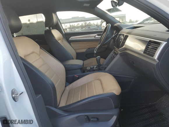 2021 Volkswagen Atlas Cross Sport 3.6L V6 SEL Premium R-Line with VIN 1V2FE2CA0MC210645, listed as a Copart auction lot 86286854 with 0 mi miles and Salvage Title. Bid and sale history available at carsss.com. Image 5.